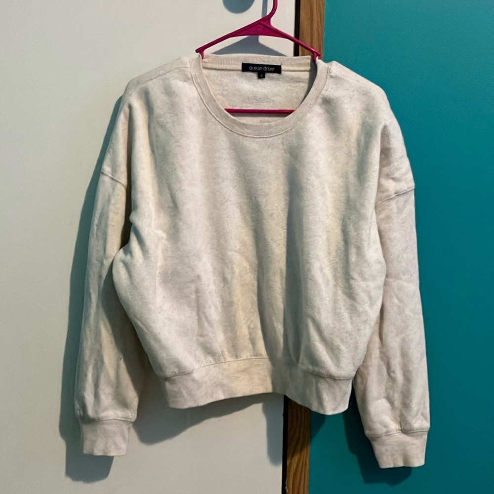 Crew neck
